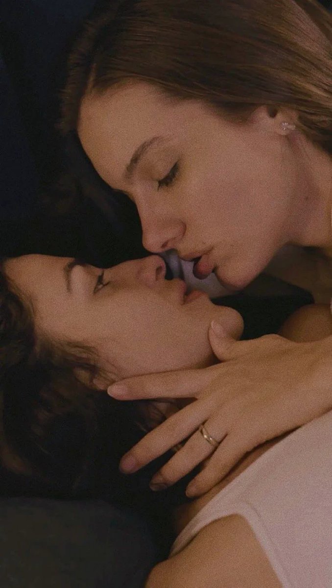 Buiar_Reis_fans's tweet photo. 🔥🔥🔥🔥🔥🥵🥵🥵🥵🥵 #valu #stupidwife #LuizaeValentina #PriscilaBuiar #PriBuiar #PriscilaReis #PriReis #BuiarReis https://t.co/REx9dWRnIN