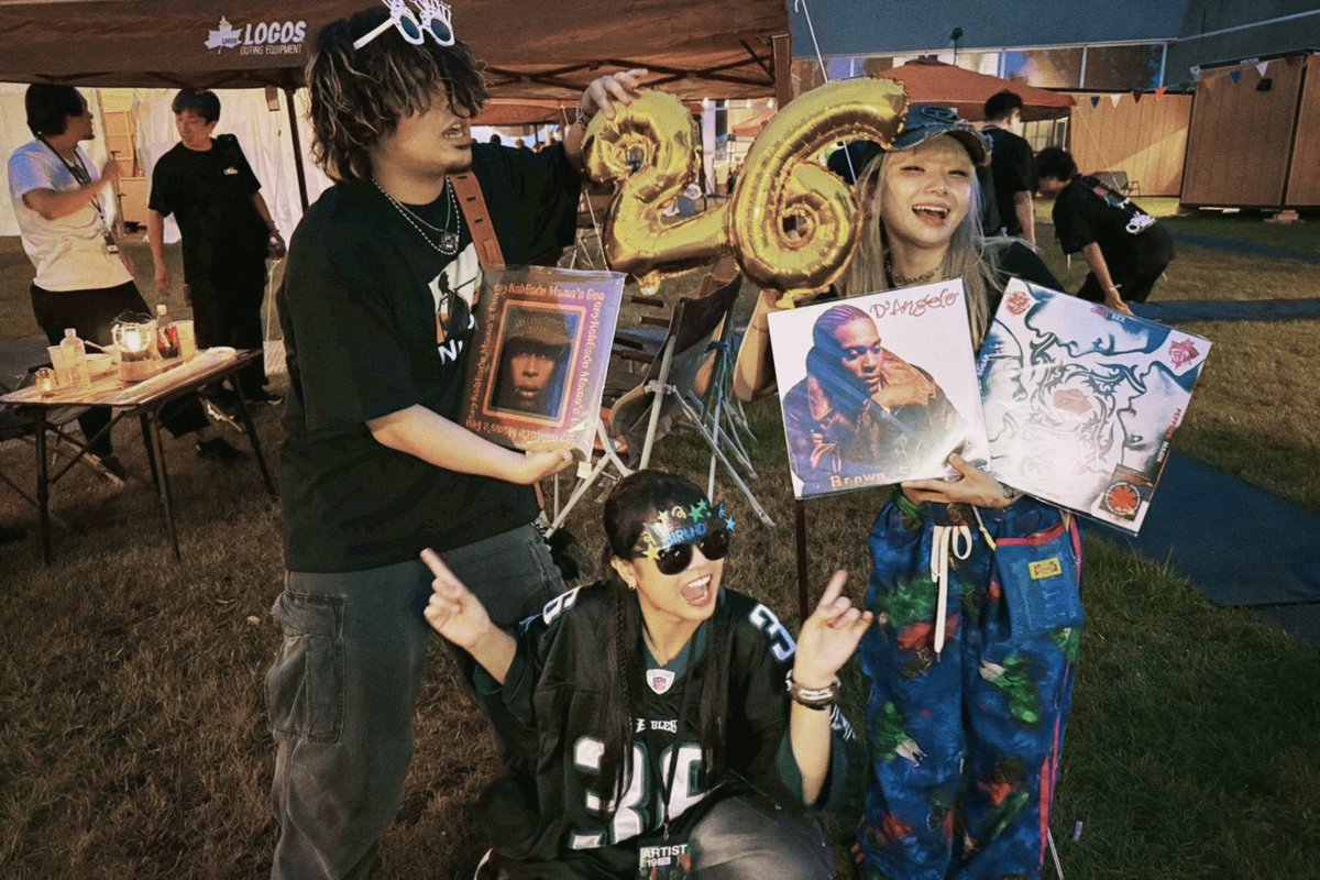 www_oddre_jp's tweet photo. 𝗛𝗔𝗣𝗣𝗬 𝗕𝗜𝗥𝗧𝗛 𝗗𝗔𝗬⭐︎

先日の‘ JOIN ALIVE 2026 ’で
ﾕｳｷ ｻﾀﾞ&amp; SOI ANFIVERの誕生日をお祝いｼﾏｼﾀ!!

#OddRe: #ｵﾄﾞﾚ https://t.co/LXbHhL0Rpc