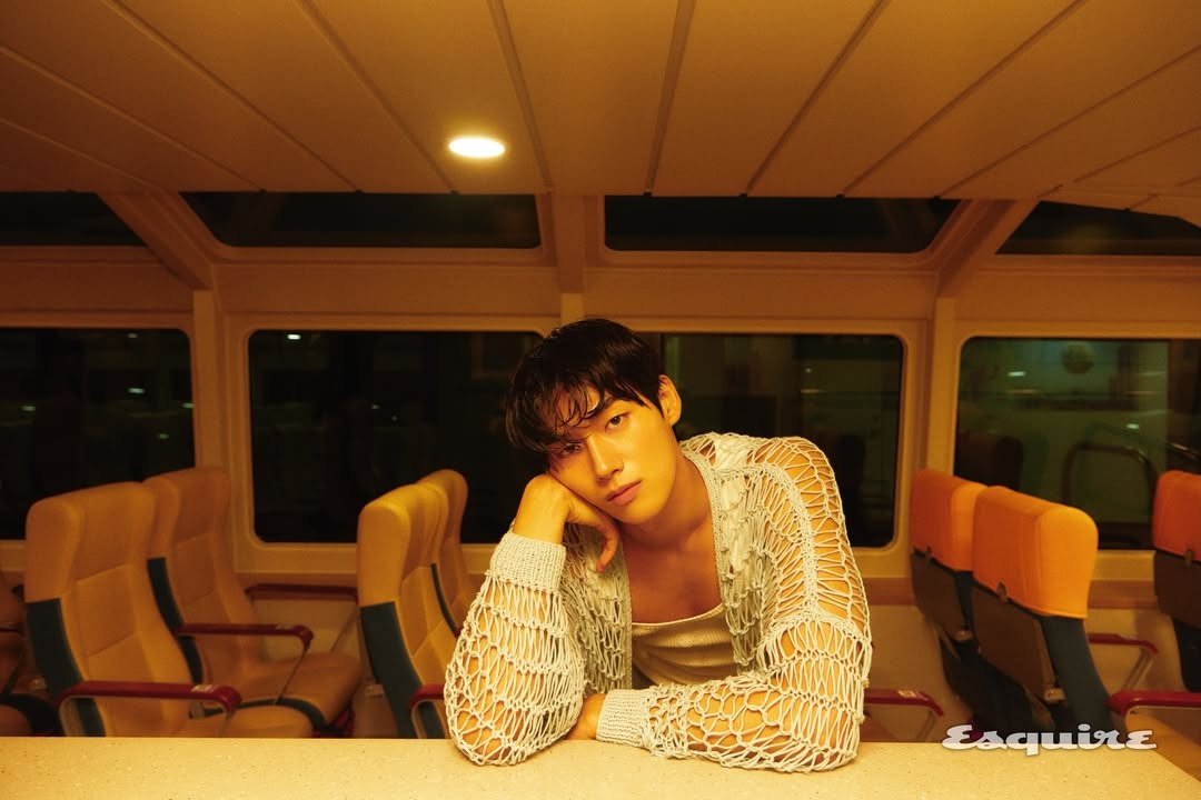 Hondmingi's tweet photo. A different look, a different vibe, but still me somewhere in between. It's always interesting to see how a single concept can unfold into so many expressions. Which photo caught your eye first? https://t.co/ePXryawFSC