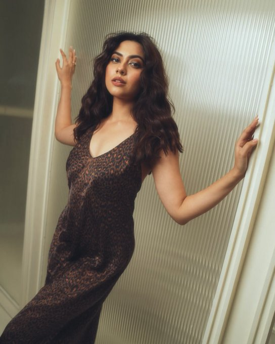 Mounikaa29's tweet photo. Reem Shaikh
#Reem #ReemShaikh https://t.co/6XtygmtJy0