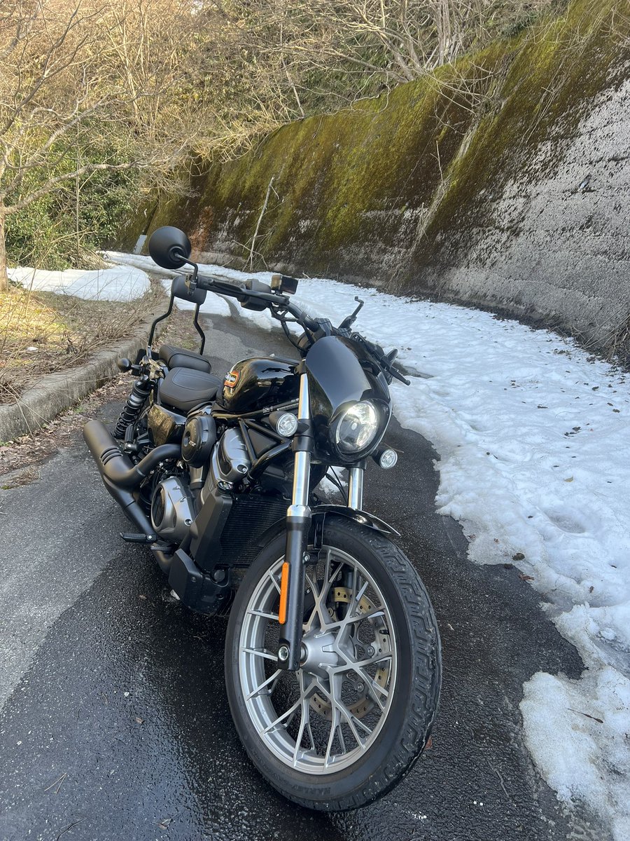 T3dvd's tweet photo. #秘境に迷い込んだ愛車写真展 https://t.co/cXxhOnOew0