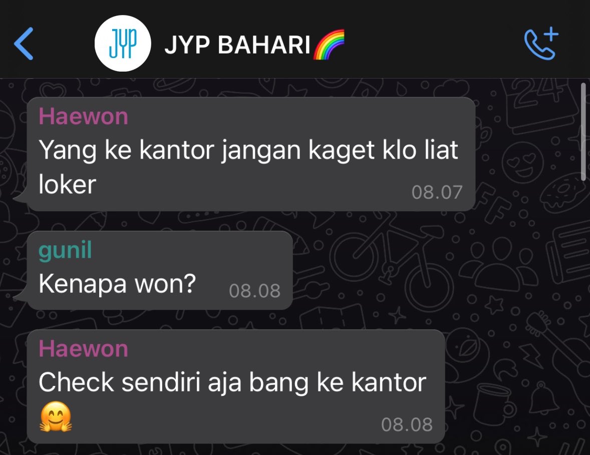 sogeonbits's tweet photo. JYP FAMILY AU few tweets 

Insiden loker!?!? Ada apa diloker artis jyp hari ini???

cw: harsh word https://t.co/tongUtALOM