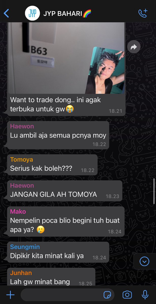 sogeonbits's tweet photo. Keliatan yg paling seneng yg mana https://t.co/jhrA8vd0N0