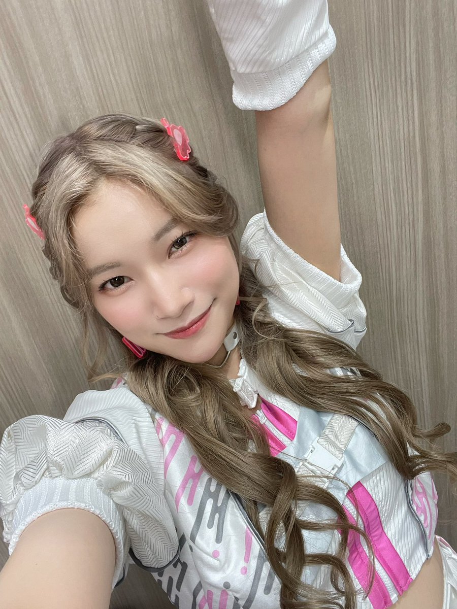 nonoka_yumemita's tweet photo. #ブシの夏2026

ブシロードTCG戦略発表会2026夏
にて、#ヴァイスシュヴァルツ パート出演させていただきました✨🍉

たくさんの新情報🥹
みやこちゃんの描き下ろしイラストはチェックしてくれたかな？

そして発表タイトルに、みんなの気になる作品はあったかな...❓
ののちゃんはやっぱり.....これ‼️👹💃

😎✨

#WS