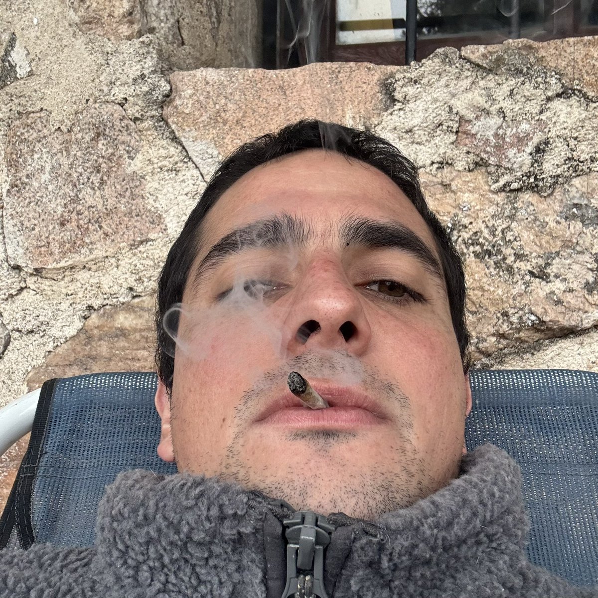 efectivo__'s tweet photo. Me quiero levantar así todos los dias de mi vida https://t.co/mvDHq9KisS