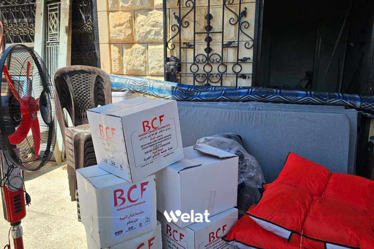 WelattvKu's tweet photo. Dezgeha Xêrxwazî ya Barzanî bi hawara welatiyekî Efrînê ve diçe
💢Xêrxwaziya Barzanî: Em bi hawara welatiyekî ve çûn ku mala wî bi temamî ji ber şorteke elektrîkê li gundekî Cindirêsê şewitîbû
#Xêrxwaziya_Barzanî
#BCF
#Efrîn
#Cindirêsê
#Welattv https://t.co/UpmZeOi2Ob