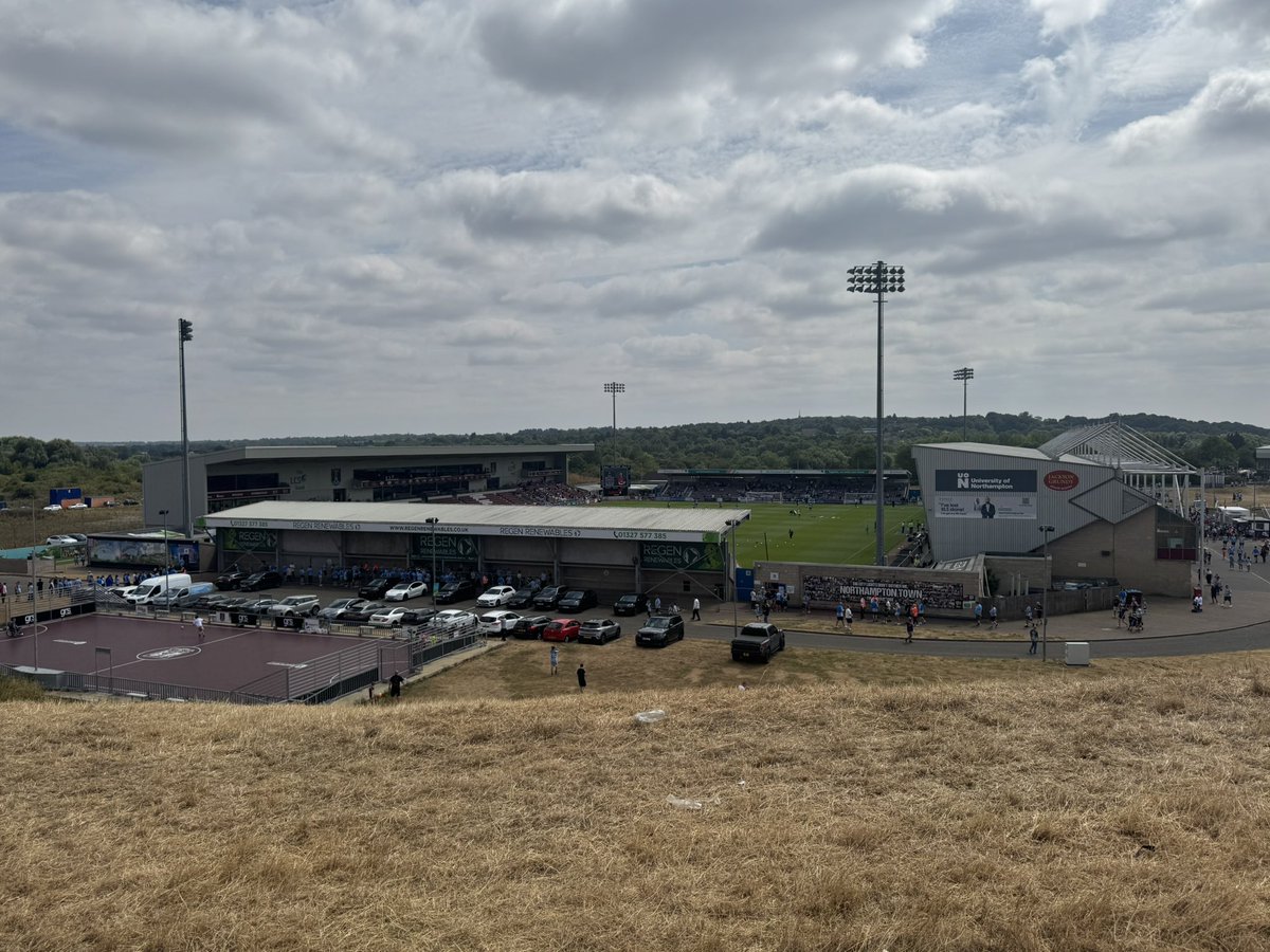 _theroamingfox's tweet photo. 🏆PRE SEASON FRIENDLY ~ FULL TIME
NORTHAMPTON TOWN 0-0 COVENTRY CITY
📍Sixfields Stadium
#groundhopper #ntfc #ccfc #preseason #fyp https://t.co/OAdZHwvcar