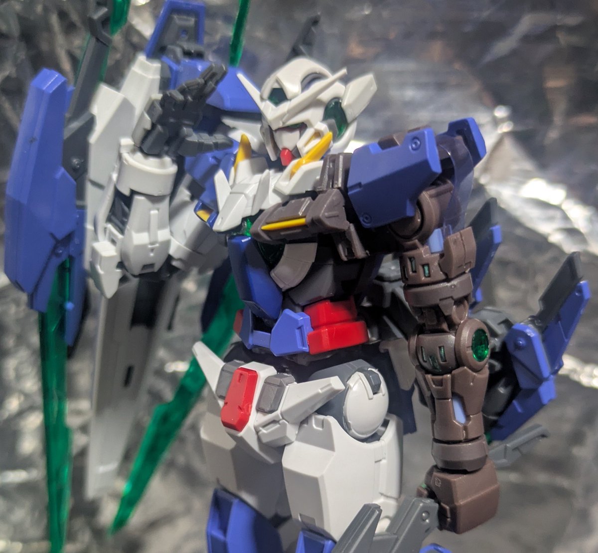 rize168's tweet photo. ににちゃんへ

なんだかんだあってパーツ取り寄せしてたグラハムガンダムが完成しました。

 #みてみてににちゃん https://t.co/pDGDT5k0qD