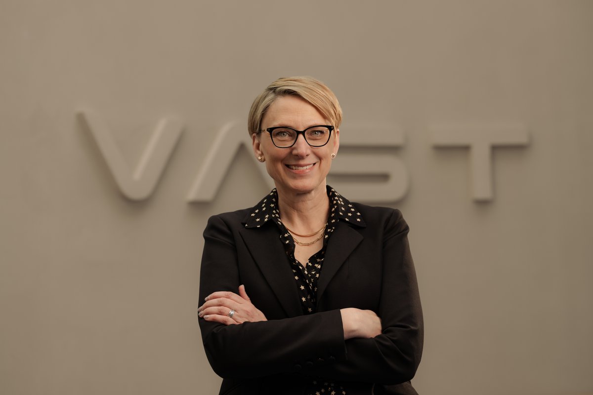 vast's tweet photo. Mel Stricklan, co-founder of Slingshot Aerospace and a 21-year U.S. Air Force veteran, is joining Vast to lead our new Special Programs Division. The division is dedicated to delivering space-based capabilities for the U.S. national security enterprise. https://t.co/A9cDI2rQYr https://t.co/vfojBuWYjU