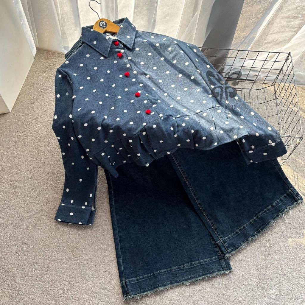 riaabcde's tweet photo. ini polkadot dengan kancing yang unik: https://t.co/lnPpMHUpRW https://t.co/kqlZ5EyW1L