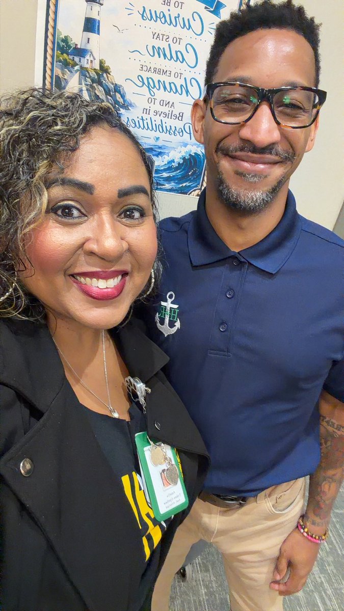 ATLeads's tweet photo. New Year. New Start. New Season. New Beginning! Meeting Mr. Bates, Alief TIA! Welcome! @AliefLearns #Navigatingforward https://t.co/4NMc6TM2cP