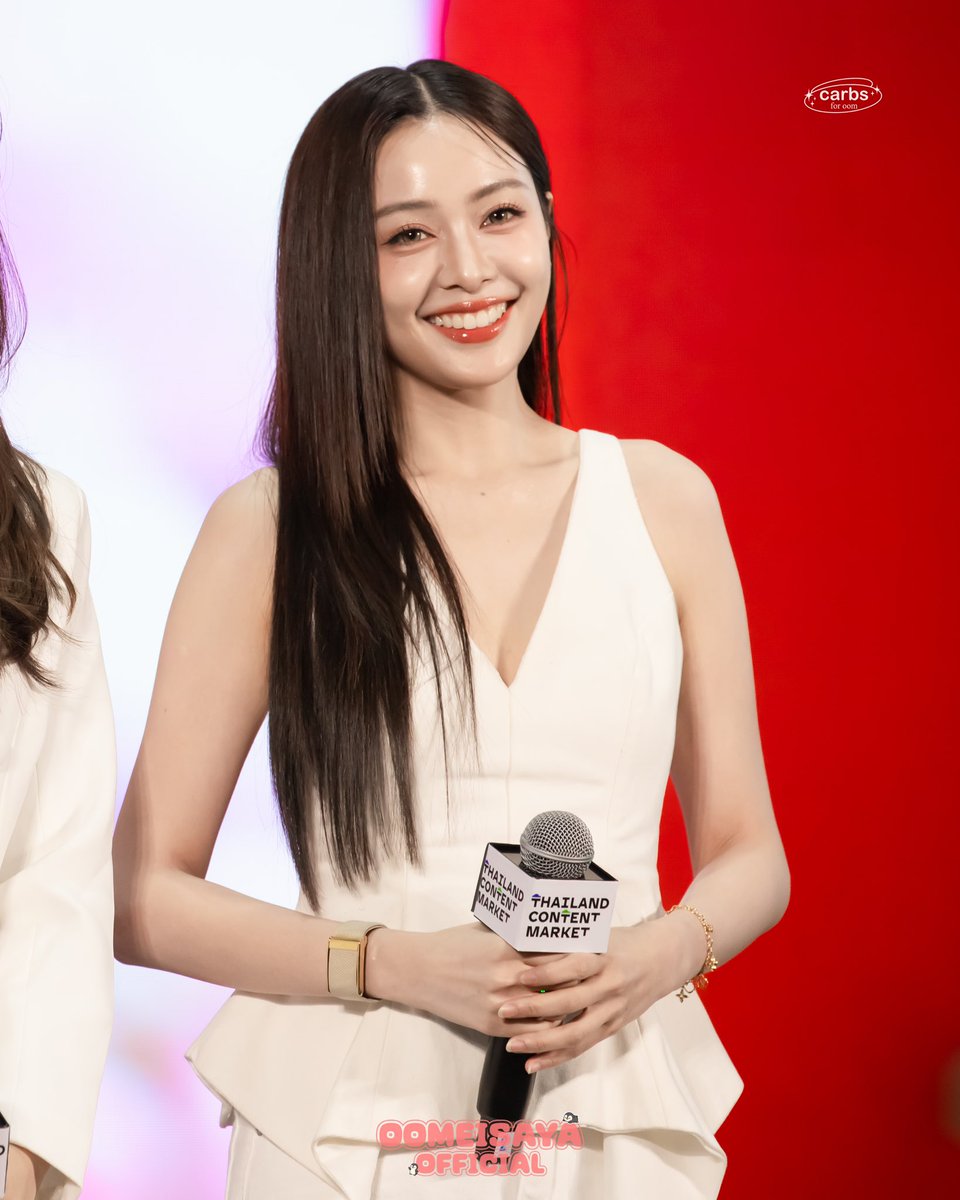 eisayaofficial's tweet photo. 📸 ภาพบรรยากาศ “ อุ้ม อิษยา ” ในงาน THAILAND CONTENT MARKET 2026 🇹🇭
จากกิจกรรมโชว์พิเศษจาก CH3 Entertainment 

OOMBAM TH CONTENT MARKET 
#TCM2026xOomBam
#Oomeisaya #อุ้มอิษยา https://t.co/kls3qkcady