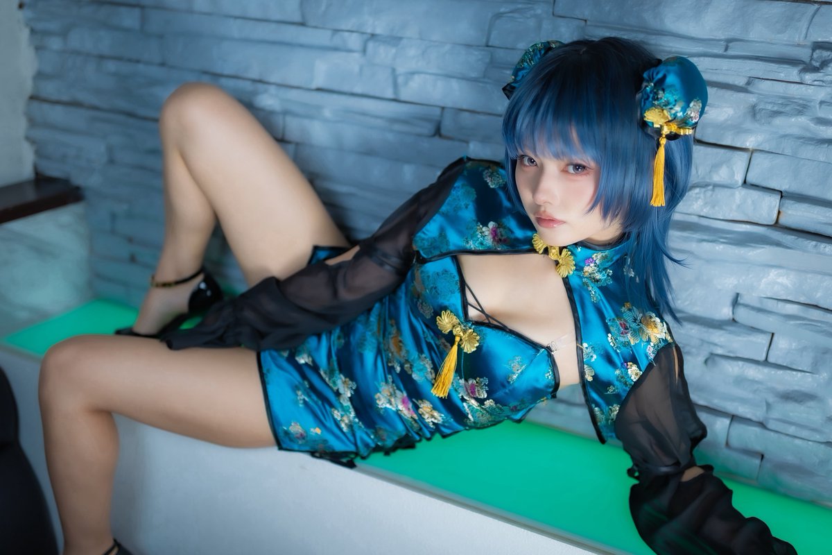 RIE_Cos_taro's tweet photo. 🟦🪼🟦

#チャイナ服
#たろたろ創作コス

@MiddlephotoN さん https://t.co/Z6vZXvkj0Q