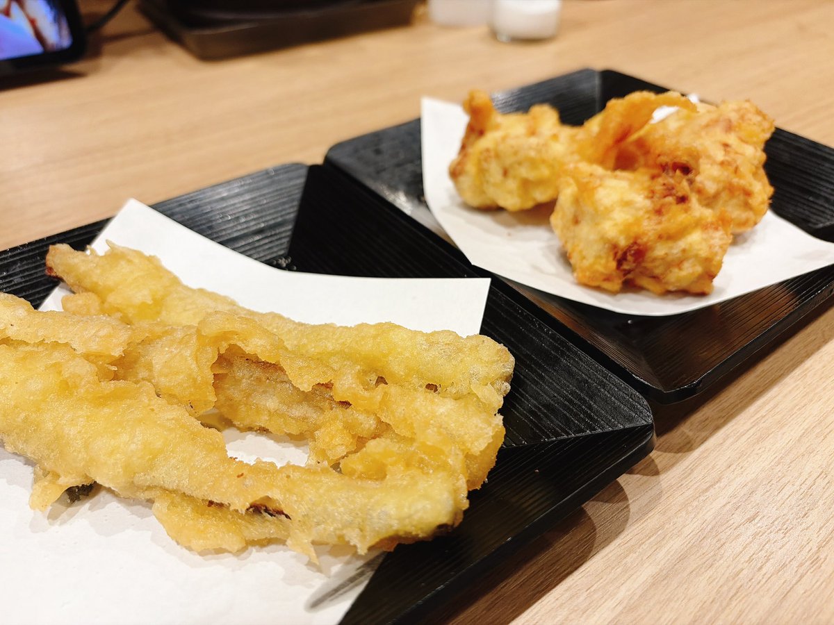 Motsu829's tweet photo. 多分7年ぶりくらいの資さんうどん https://t.co/WIrlHW64E7