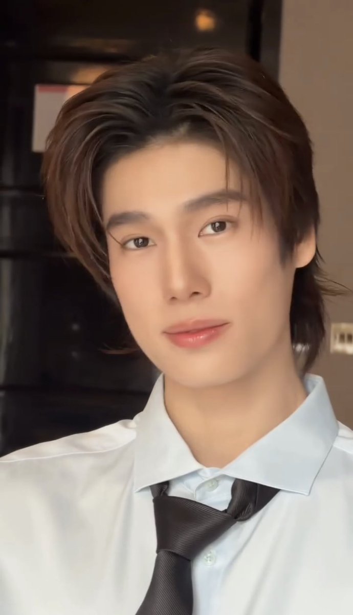 PhuwinOfficial's tweet photo. หล่อมากกกก ผู้ดีอังกฤษสุดๆๆ ✨

IGR : tong_sutipat

PHUWIN SAMSUNG IN LONDON

❥@phuwintang🍯
#phuwintang
#GalaxyxPhuwin
#GalaxyUnpacked 
#GalaxyZFold8 https://t.co/Cg75WS2ola