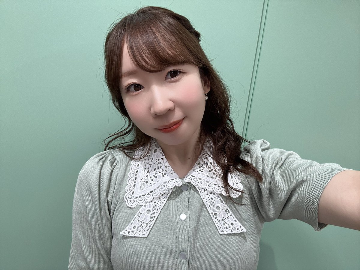 mikoiwate_351's tweet photo. #ブシの夏2026
ヴァイスシュヴァルツロゼパートと
EDパートに少しだけ出演しました〜🌻✨

#ブシロード20周年記念ライブ
第1弾出演者として
ミルキィホームズの出演が発表されたよ💚
嬉しい嬉しい嬉しい！！！！！！！！

たくさんの発表があった戦略発表会
アーカイブも是非チェックしてくださいね！ https://t.co/aD6oxNfaqN