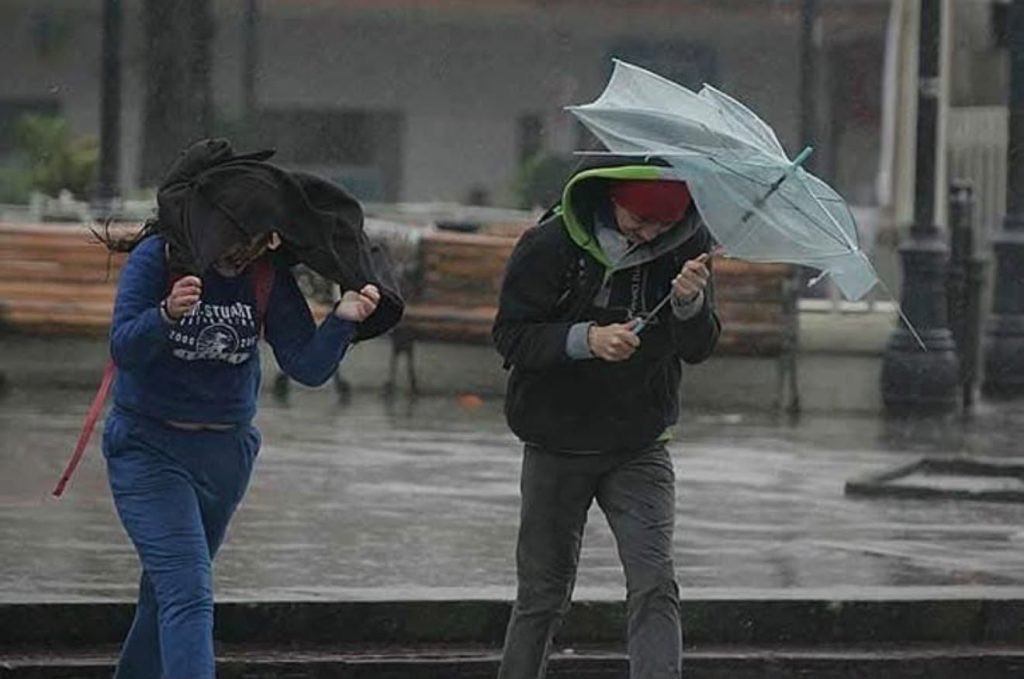 InformaAlMinuto's tweet photo. Declaran Alerta Temprana Preventiva en Los Ríos por pronóstico de fuertes vientos

https://t.co/btuWzGSLHf #ValdiviaCL https://t.co/BYmq4z31xy