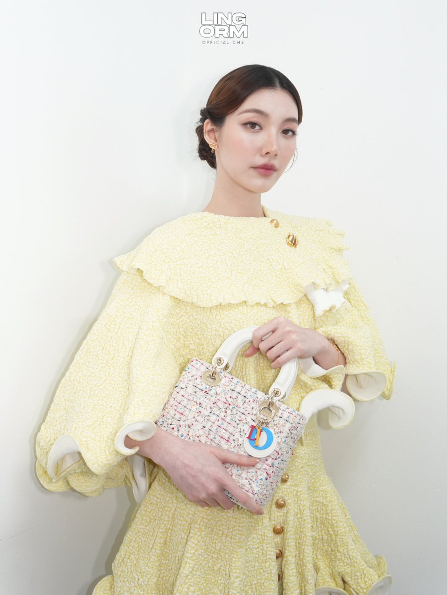 TrendForOrm_TH's tweet photo. Orm Kornnaphat สวยมากกกก เจ้าหญิงน้อย ✨️

LINGORM DIOR BA AT PARAGON
#LingOrmAtDiorSiamParagon
@ormmormm  @Dior
#OrmKornnaphat #ออมกรณ์นภัส https://t.co/ELUDJ8R7FU
