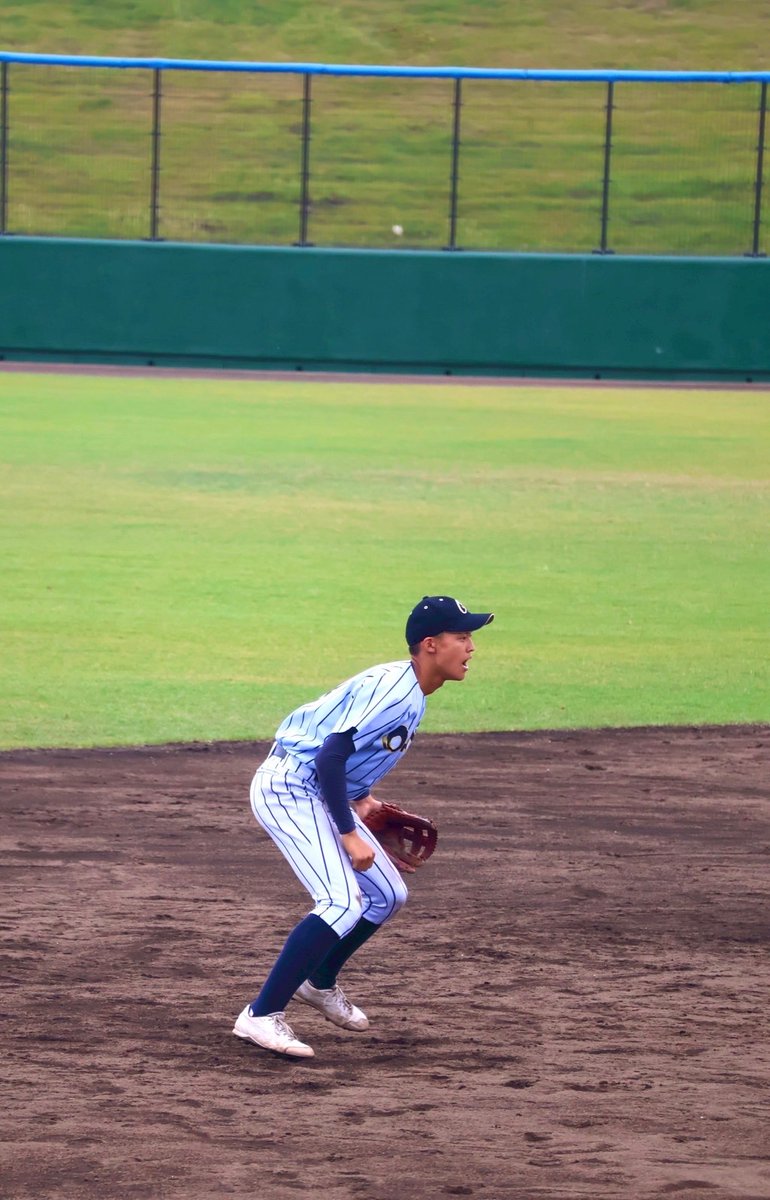 muro89baseball's tweet photo. 【新入生紹介】
①1年、清水陽太、25
②大麻高校
③ショート
④和気藹々
⑤笑顔
⑥ヒット打てるように頑張ります

①学年、名前、背番号
②出身校
③ポジション
④座右の銘
⑤チャームポイント
⑥これからの意気込み
＃室蘭工業大学　＃室工大　＃大麻高校　＃バイト全落ち　＃大麻じゃないよ大麻だよ https://t.co/GU25tXgj9g