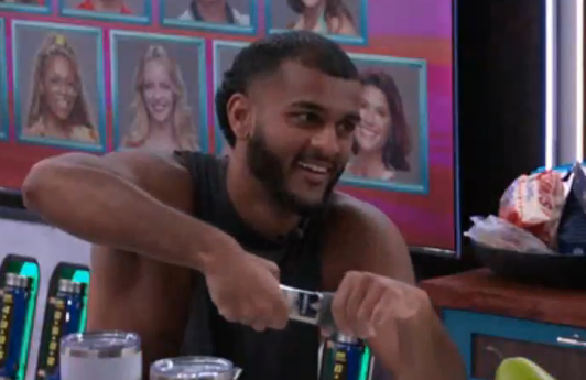 rbbq's tweet photo. Things You "Need To Know" - Day 15 #BB28

1. Dee promises her vote to Melody
2. Drew/Kamu form a Final 2, "The Handymen"
3. Barrett/Drew form "The Jugglers" as their Final 2
4. Barrett mentions Kamu as a possible nominee if he wins HoH
5. Angela worries about Drew and how he's playing
6. Yash/Devens/Barrett/Drew solidify their 4-man alliance from yesterday, "The Dabbers"
7. Rome pulls Barrett/Chuk/Drew/Kamu/Yash to tell them that he can be a shield for them if they keep him this week.  Dee barges into the meeting with Devens/Jason and asks why they were left out of an "all-guys" meeting
8. Rome makes the same pitch to the women, Jason swoops in after to say to keep him for the same reasons.

Eviction Scenarios: (as of now)
Jason vs. Melody: Jason Evicted
Jason vs. Rome: Rome Evicted (Devens says he's fine if Jason leaves)
Melody vs. Rome: Rome Evicted
