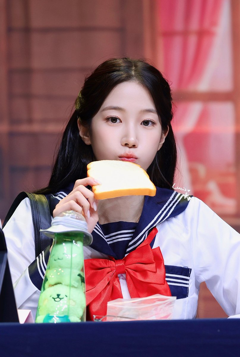 jadelululies's tweet photo. 260722
MUSICPLANT OFFLINE FANSIGN

🍞

#르세라핌 #LE_SSERAFIM
#카즈하
#ルセラフィム #KAZUHA #カズハ https://t.co/h2bkveRCbr