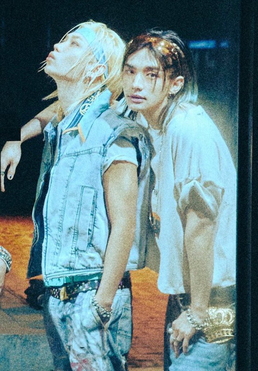 findingmeow_'s tweet photo. พี่มาแล้วค้าบบบบบบบ ทวงตำแหน่งสัมปทานไหล่ขวาของน้องหลิกคนเดียว
🥹😭🥹😭🥹😭🥹😭🥹😭🥹😭 https://t.co/S70vnu3Oqi