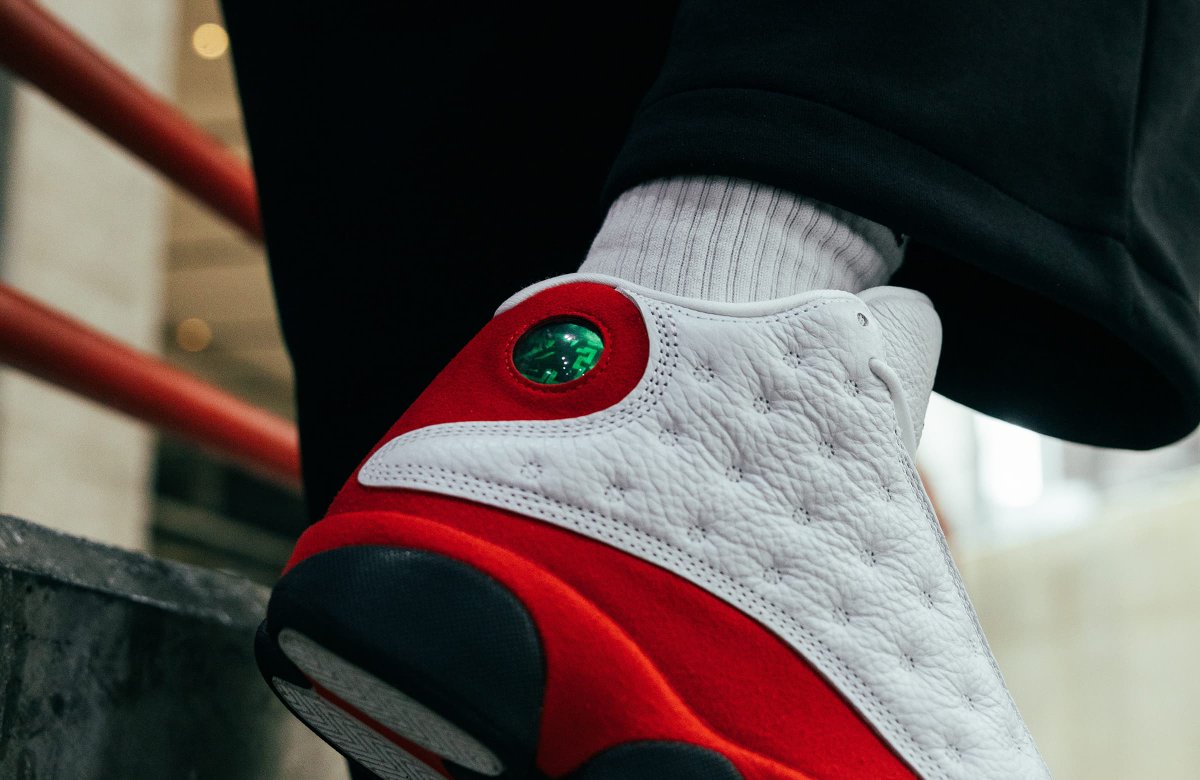 solefed's tweet photo. Ad: DEAL ⚡️ $56.99 w/code SW10JU6 - GS Air Jordan 13 Retro 'Chicago'. Retail $150

> https://t.co/AWDd8DLmWE https://t.co/cv9fhaduMh