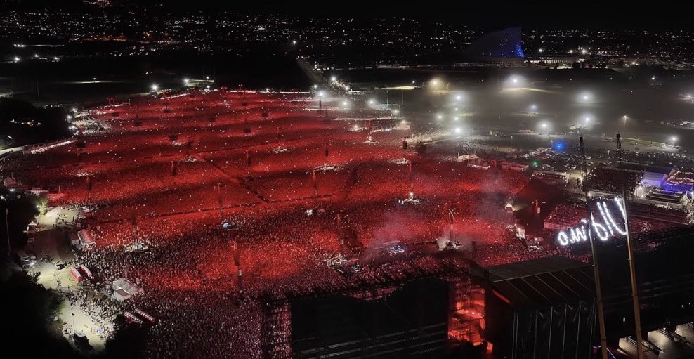 p1ccolastella's tweet photo. EEEEEE IL 22 SETTEMBREE IO TORNERÒ IN QUEL POSTO DAVVEROOOOOOOOO https://t.co/ASX0L9b8kw