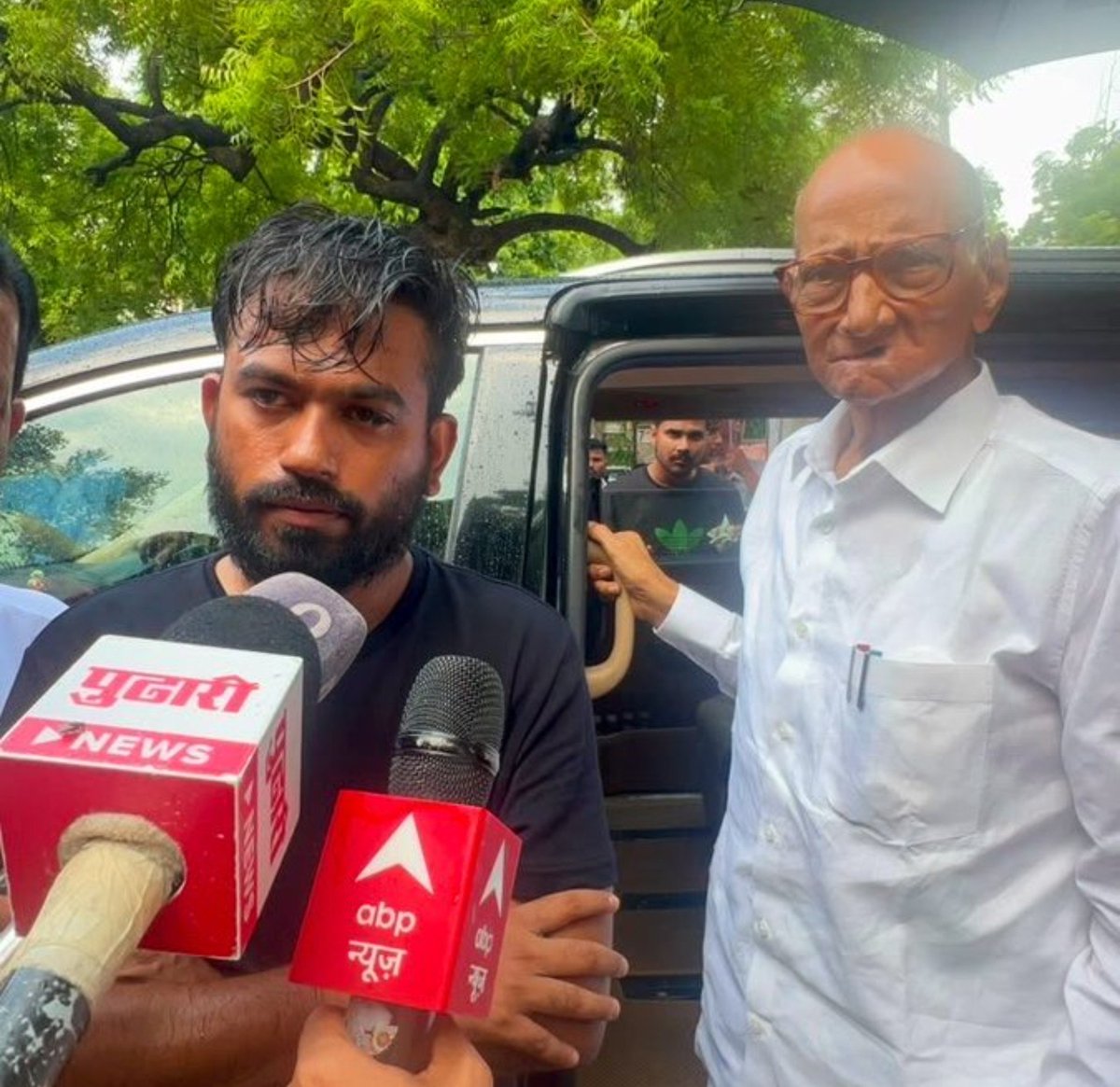 theprayagtiwari's tweet photo. Sharad pawar just doing sharad pawar's thing https://t.co/gLHXRf9aH1