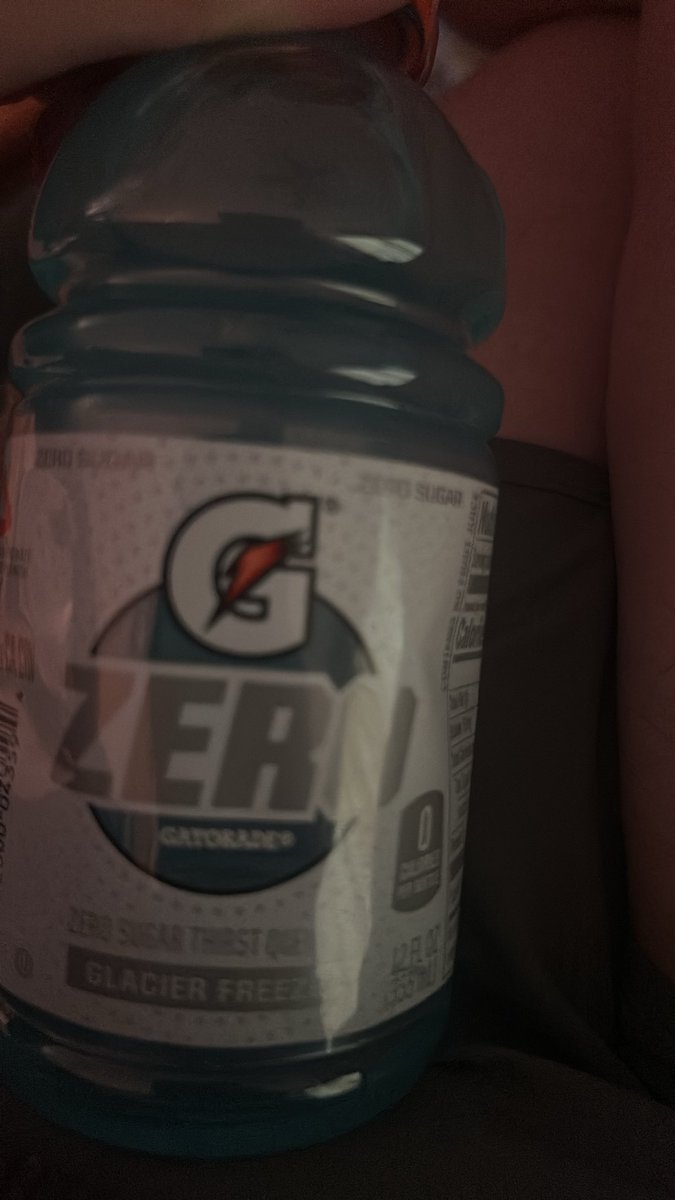 anonf4ttie's tweet photo. The positive vibes are workinggg
These folks have been giving me full sugar drinks for weekssss
This morning I get a sugar free gatorade :):)
Things are looking good https://t.co/KK66CCuBl0