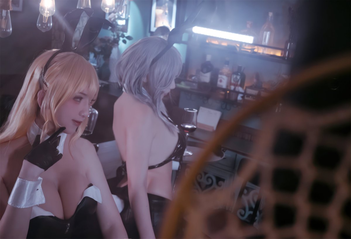 MeroyF2151's tweet photo. 咬一口兔娘， cosplay 的一座高峰！ https://t.co/G5CDEbPGZM