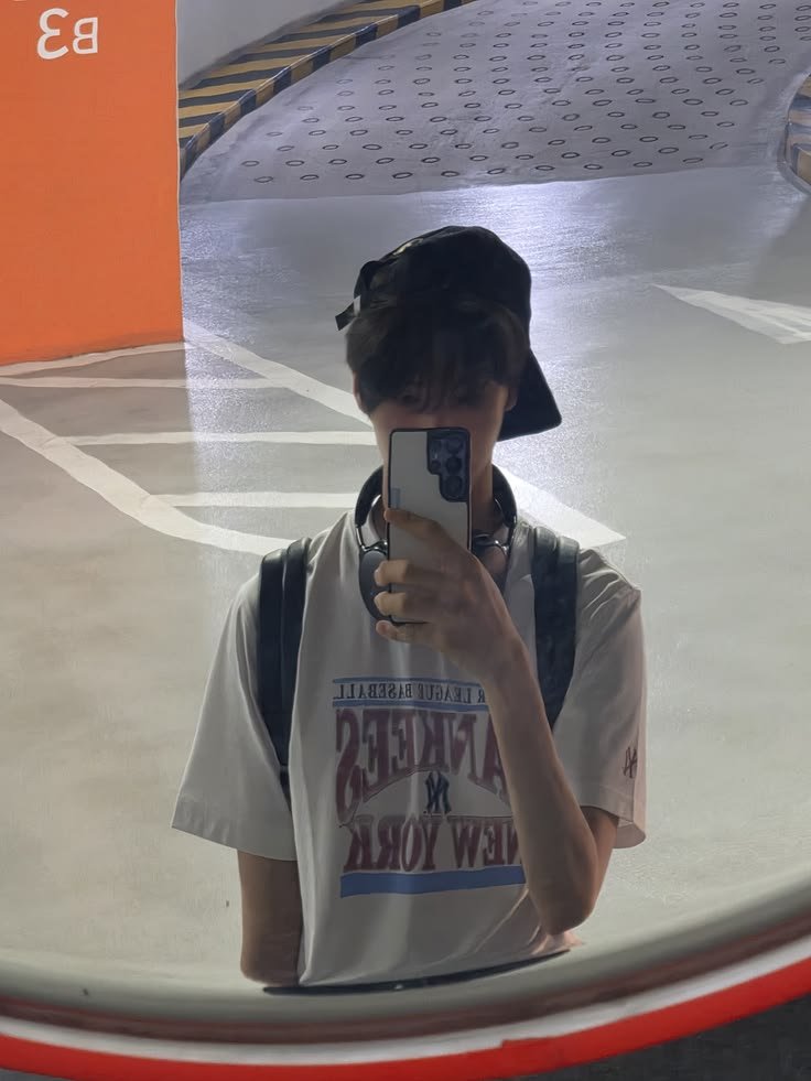 YojeShines's tweet photo. Emang ada apa aja sih starter-kitnya, YojeShines? https://t.co/Dk8fg8hJzg