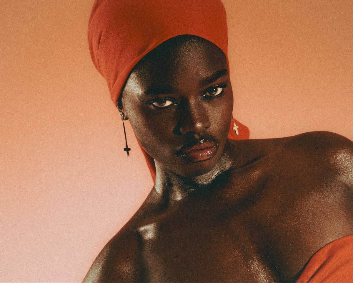 thejpgvibe's tweet photo. tangerine onyx photographed by arnaud abessolo https://t.co/k4MUgfvlOa