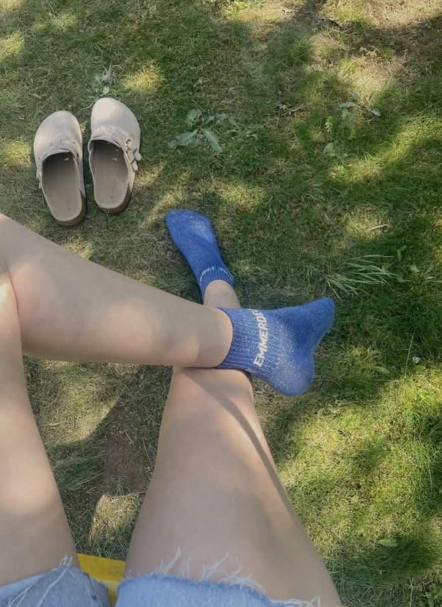 MaesssaFeet's tweet photo. ✨Tu commences à les connaître par cœur n’est ce pas ? 🧦

Femdom findom dom domina socks chaussettes pieds foot feet rtgame rtslave réel virtuel Toulouse Paris moneyslave soumis sub cuck paypal https://t.co/Q7q4S1olxG