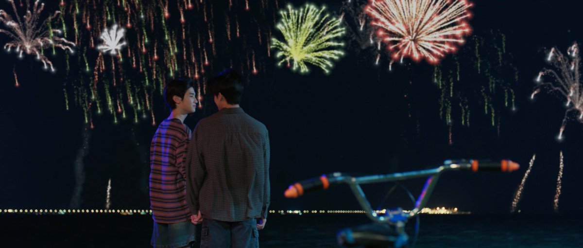 GMMTV's tweet photo. วินาทีที่สวยงาม 💖
#WhenOrangesFallEP11

@almondsleepp @___progresss___ https://t.co/2ouyJqsHIS