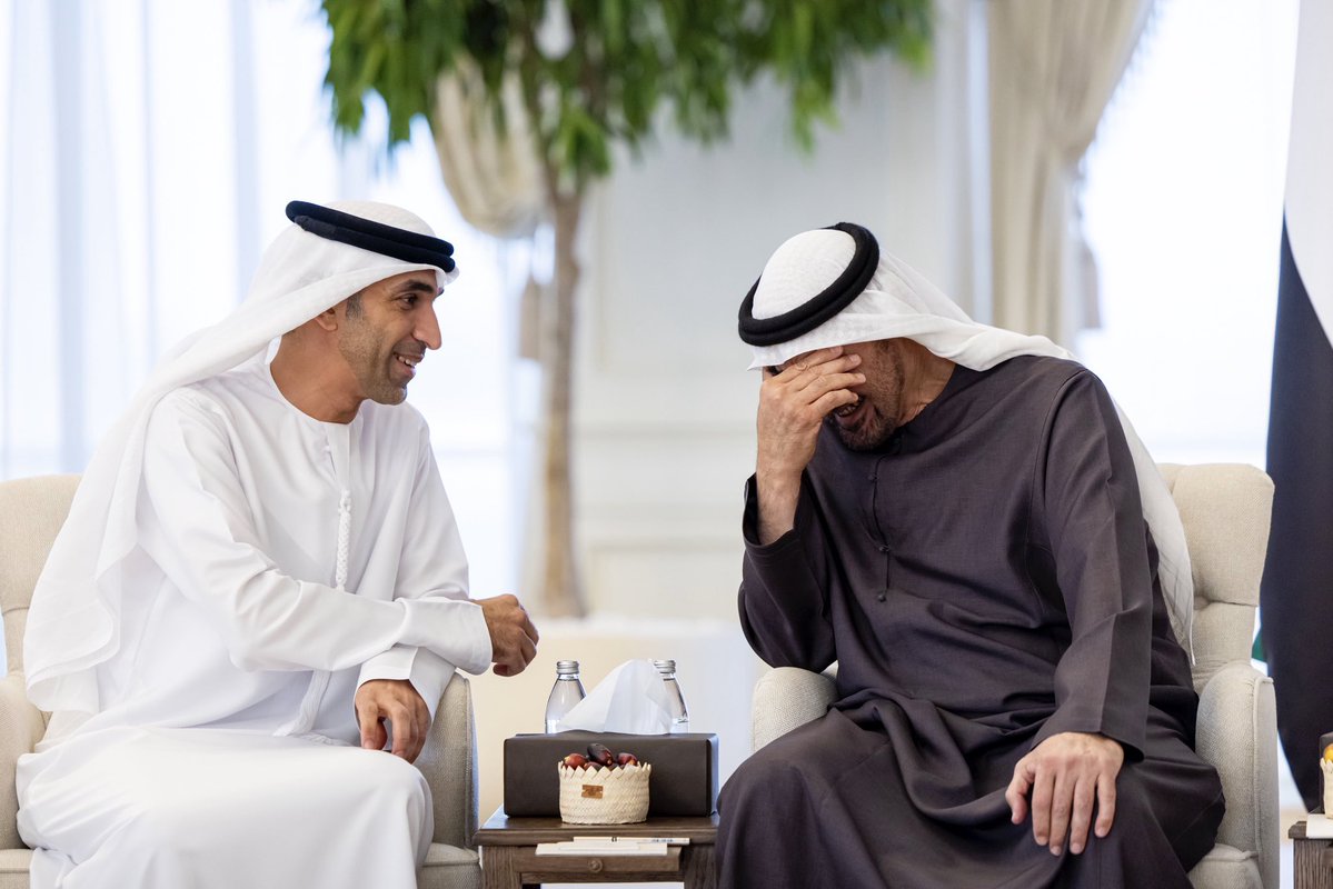 bu5alled's tweet photo. ضحكةٍ تقطع عروق الهم وتشرح الحنايا https://t.co/Q7YVvpkpl7