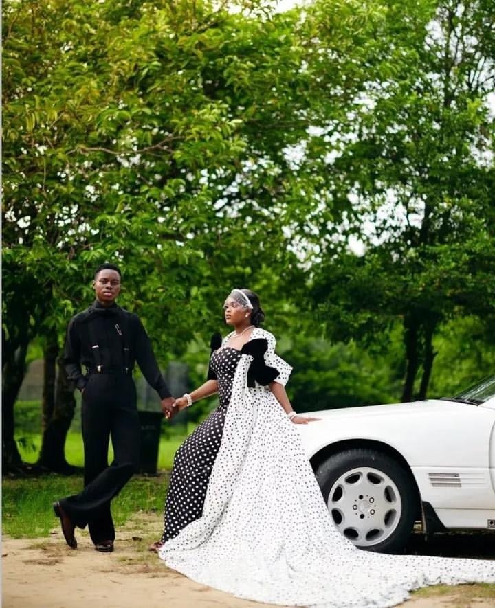 MobilePunch's tweet photo. 𝗣𝗲𝗹𝗹𝗲𝗿, 𝗝𝗮𝗿𝘃𝗶𝘀 𝘀𝗵𝗮𝗿𝗲 𝗽𝗿𝗲-𝘄𝗲𝗱𝗱𝗶𝗻𝗴 𝗽𝗵𝗼𝘁𝗼𝘀 𝗮𝗵𝗲𝗮𝗱 𝗼𝗳 𝗔𝘂𝗴𝘂𝘀𝘁 1 𝗲𝘃𝗲𝗻𝘁

𝗥𝗲𝗮𝗱 𝗠𝗼𝗿𝗲: https://t.co/Vvyefc4Rac https://t.co/qlpIvZIvwL