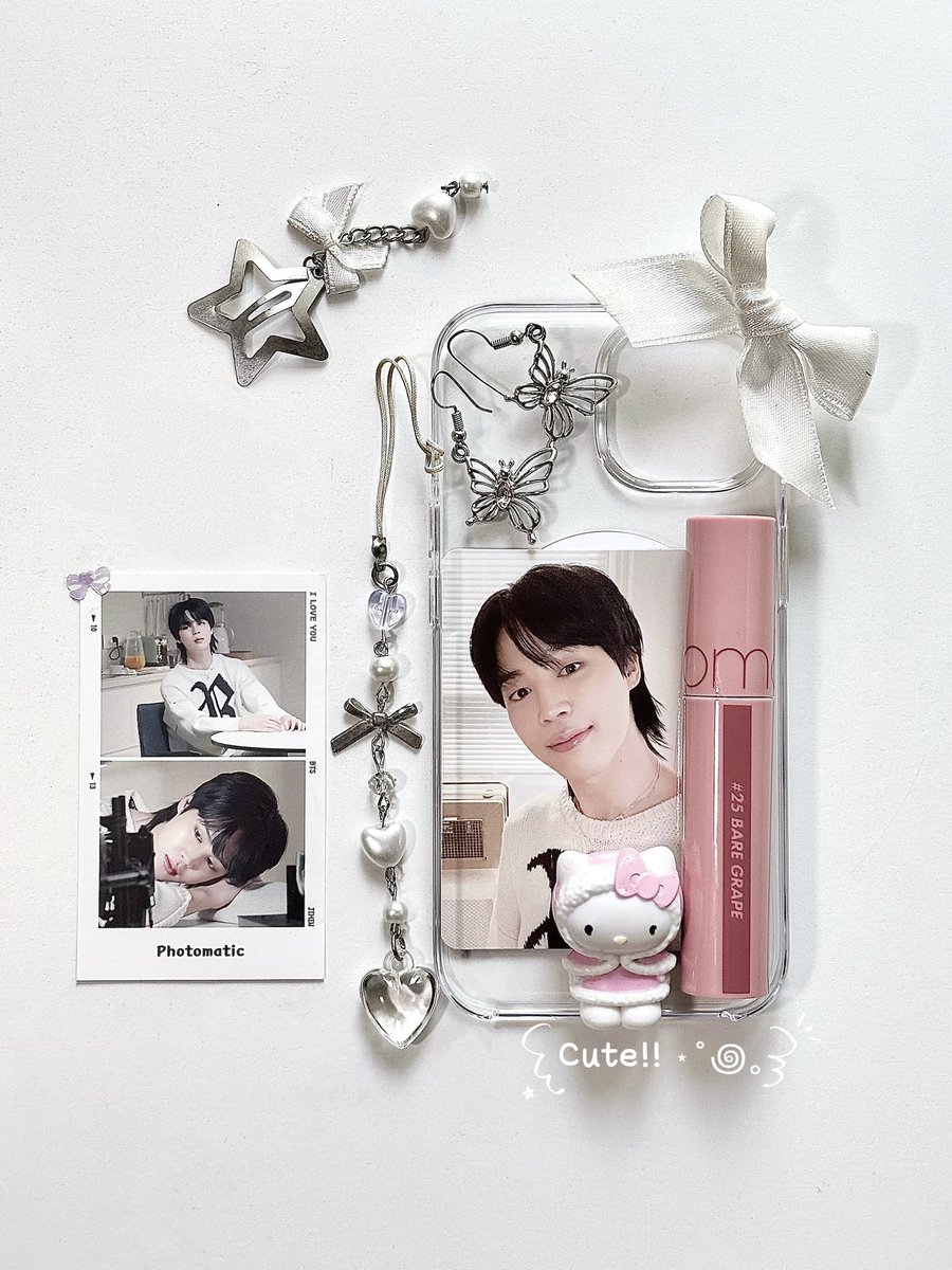 ilyjjmimi's tweet photo. Mimi is the prettiest detail 🎀🎀 https://t.co/Kgtha8fpah