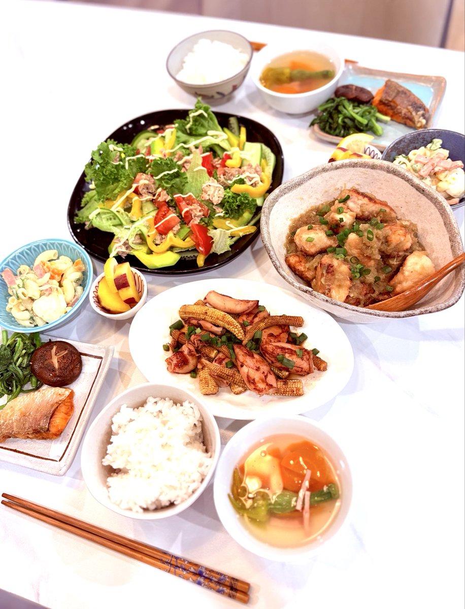 Hello05050129's tweet photo. 美味しくデキた自分に拍手でーす🍚👏

お大根さん売ってなくって冬瓜さんでみぞれ煮しましたーめちゃくちゃうまいでーす👏 https://t.co/pxIewjatUu