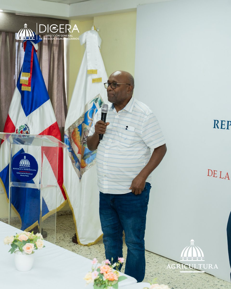 digera_rd's tweet photo. La jornada contó con la presencia de nuestro director general, Kohuris Henríquez Disla, así como representantes del Cuerpo de Bomberos, Cruz Roja, Comité Provincial de Emergencias, Defensa Civil, y Ejército de República Dominicana y Policía Nacional.

#DIGERA #SOSAgropecuario https://t.co/VqBBBekdXE