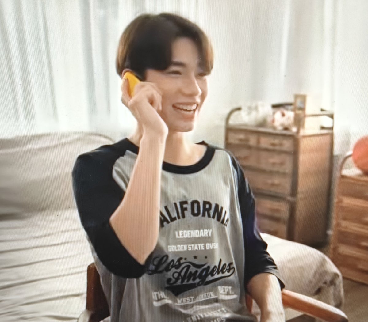 destiny_of_b's tweet photo. อยากเห็นจัสตินยิ้มกว้างๆแบบนี้อีกครั้ง
#justinmmoir 
#whenorangesfallEp11 https://t.co/wCdmib4nG7