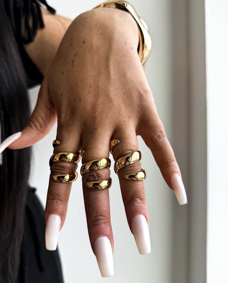shayyyyworld's tweet photo. The perfect ring ❤️ https://t.co/EaTIBAOBOb