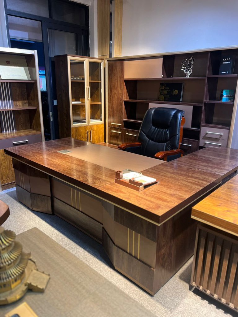 Kissmanninterio's tweet photo. Whether you’re furnishing a corporate office, executive suite, or home office, we create workspaces that are functional and built to impress.

Ready to transform your office?
Contact us 0814 636 5055 https://t.co/B1Je7Tn0uf