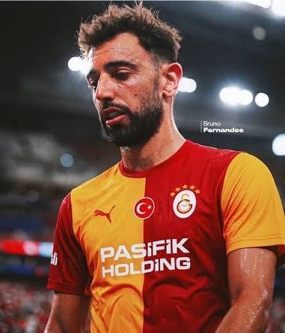 Cem_Eskin's tweet photo. 1 tane adam akıllı doğru haber veren sallamayan Gs muhabiri yok Önüne gelen haber sallıyor. Zaten taraftarın beklentisi var insanlar her gördüğüne inanıyor alayı kolpacı❤️💛 Bende diyorum ozaman Bruno Fernandes GALATASARAYDA 🔥🔥🔥 #galatasaray#gstransfer#sondakika#transfe https://t.co/1HicInD7zK
