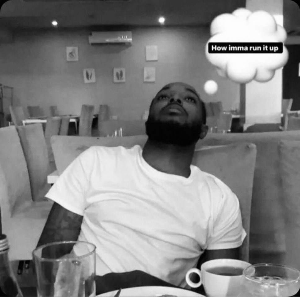 stackyungin's tweet photo. https://t.co/P1WIIEuLSL