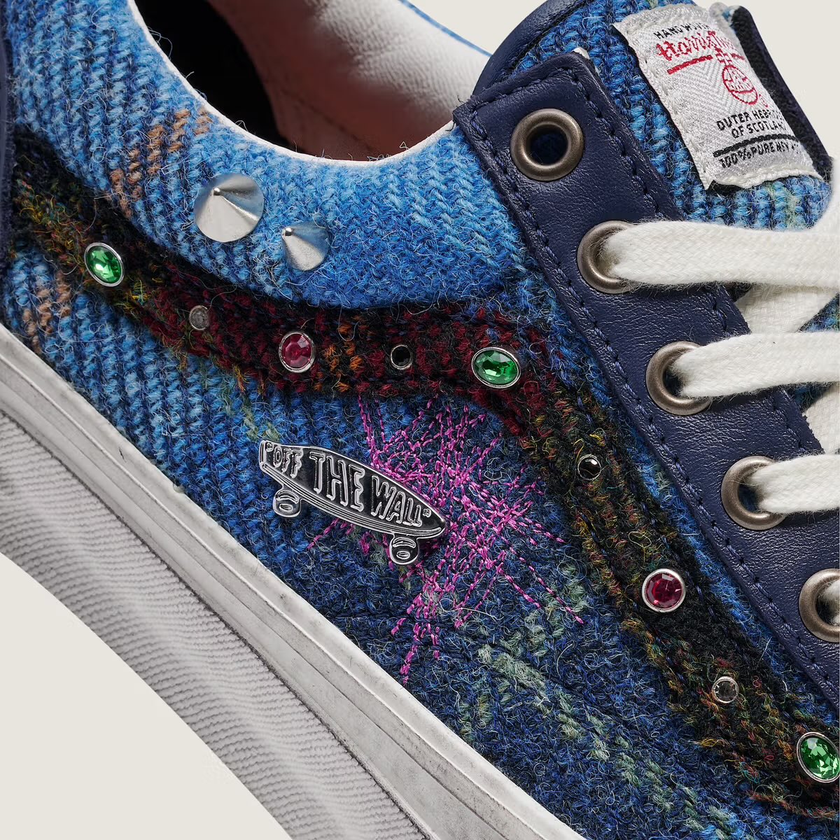 Ovrnundr's tweet photo. First Look: Harris Tweed x Vans Old Skool 🧶

• Fall 2026 https://t.co/V2h9lwgzhB