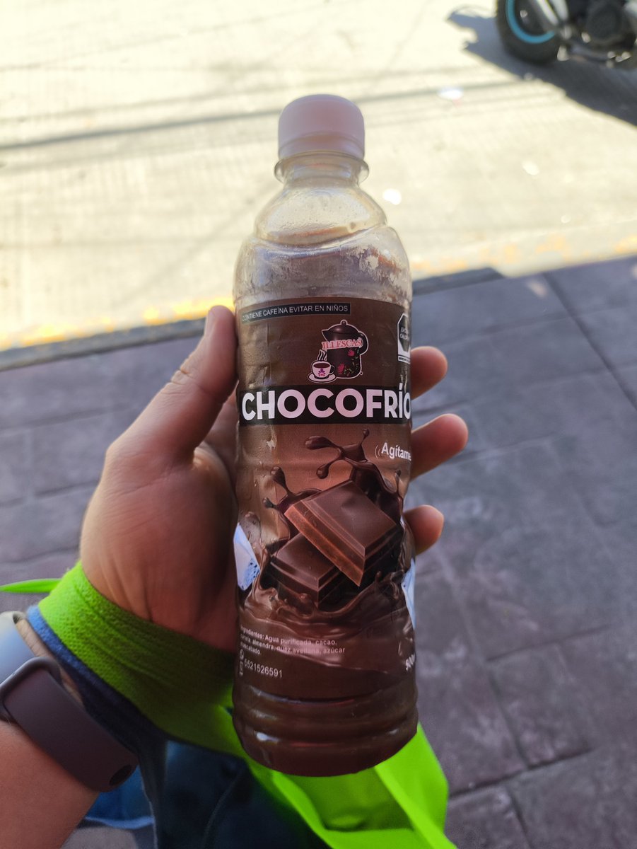 thejavvi's tweet photo. Puro chocofrio alv 🥵 https://t.co/BGdZdJcDOf