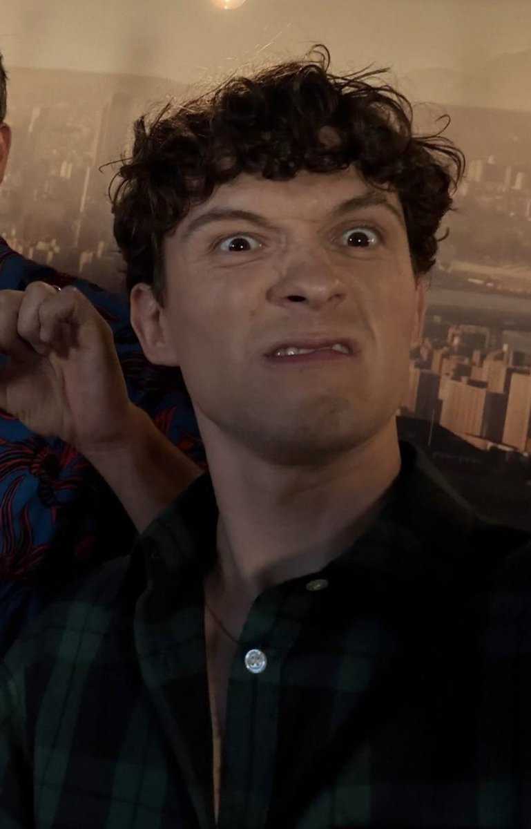 petertingIe's tweet photo. messy curls, silly face, the flannel... he’s literally peter parker https://t.co/ne0o0ILBCF
