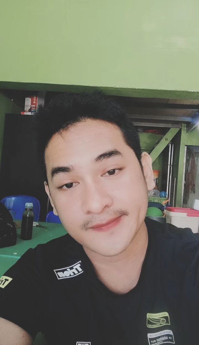 Fiq tweet media