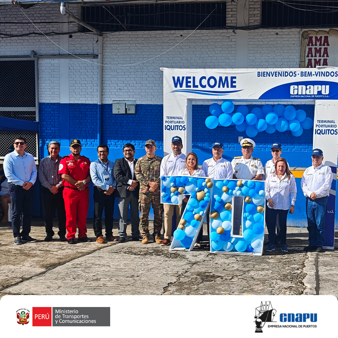 enapuperu's tweet photo. 🌊 ¡Celebramos el 70.° Aniversario del Terminal Portuario de Iquitos! 🥳🚢
Siete décadas de historia operados por ENAPU, dinamizando el comercio fluvial y conectando a la región Loreto de forma segura, eficiente y sostenible con todo el Perú. 🇵🇪✨ @MTC_GobPeru #ENAPU #Iquitos https://t.co/gL0JiqVZts